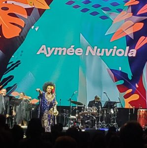 Aymee Nuviola en el escenario del Puerto Rico Jazz Fest